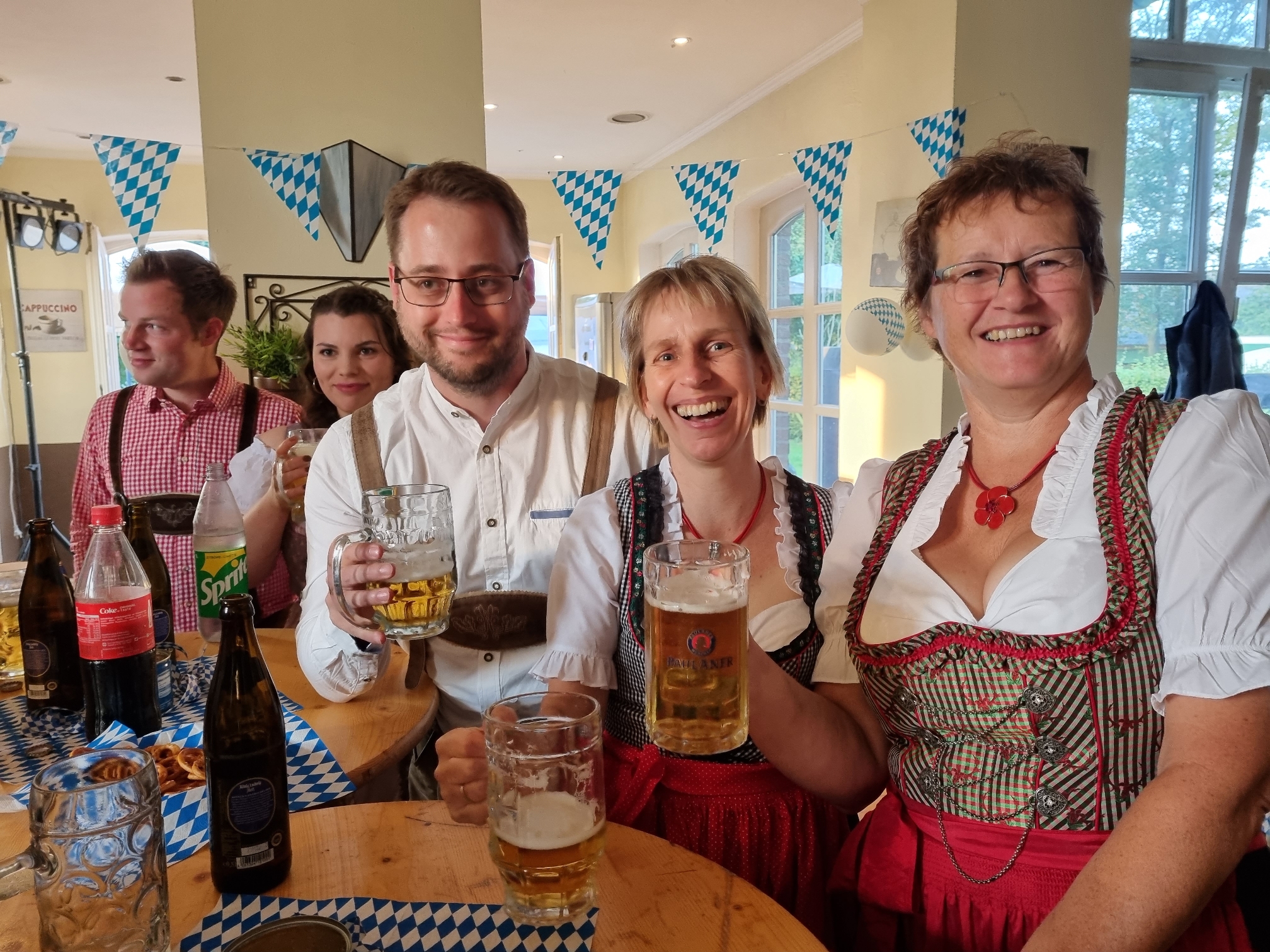 Read more about the article Oktoberfest in der Boeckelter Schule